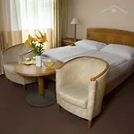 Dr. Adler Spa & Kurhotel Frantiskovy Lazne