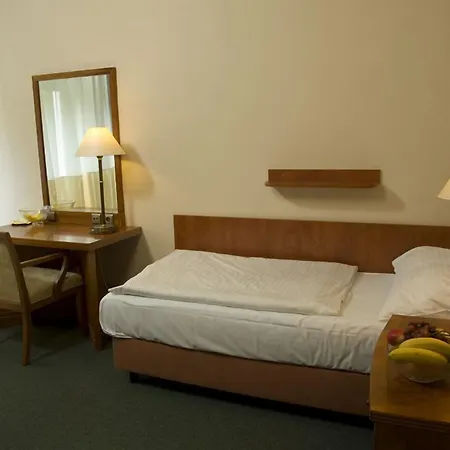 Dr. Adler & Hotel 3*