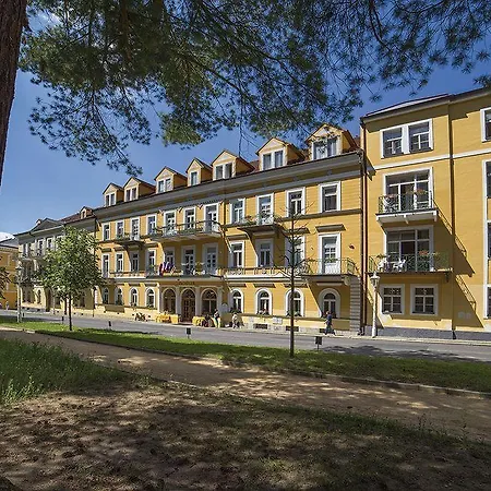 Dr. Adler Spa & Kurhotel Hotel 3*