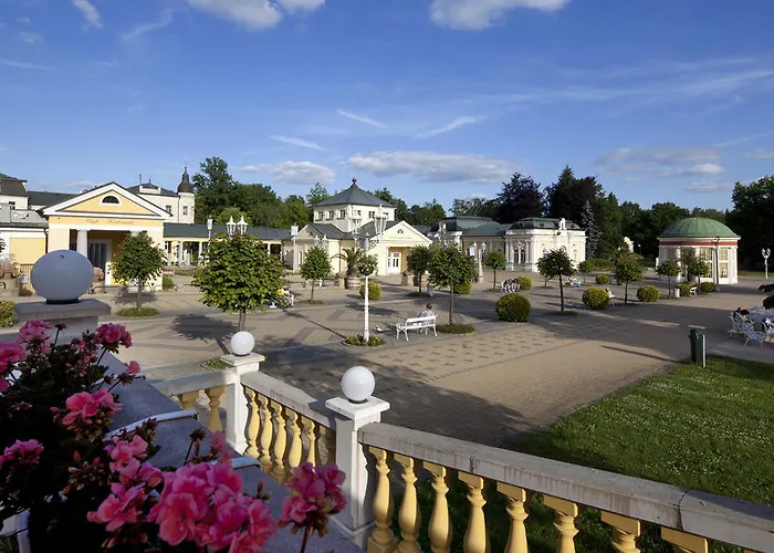 Dr. Adler Spa & Kurhotel 3* Франтишкови-Лазне