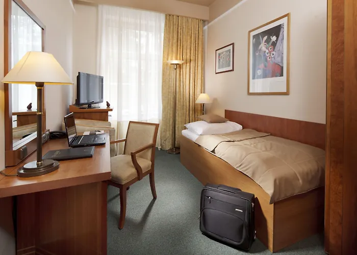 Dr. Adler Spa & Kurhotel Отель